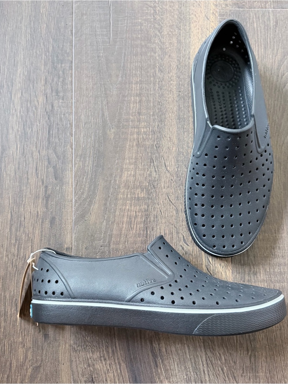 NWT Native Miles Slip On | Jiffy Black | Size: Men’s 7 / Women’s 9 - Picture 5 of 9